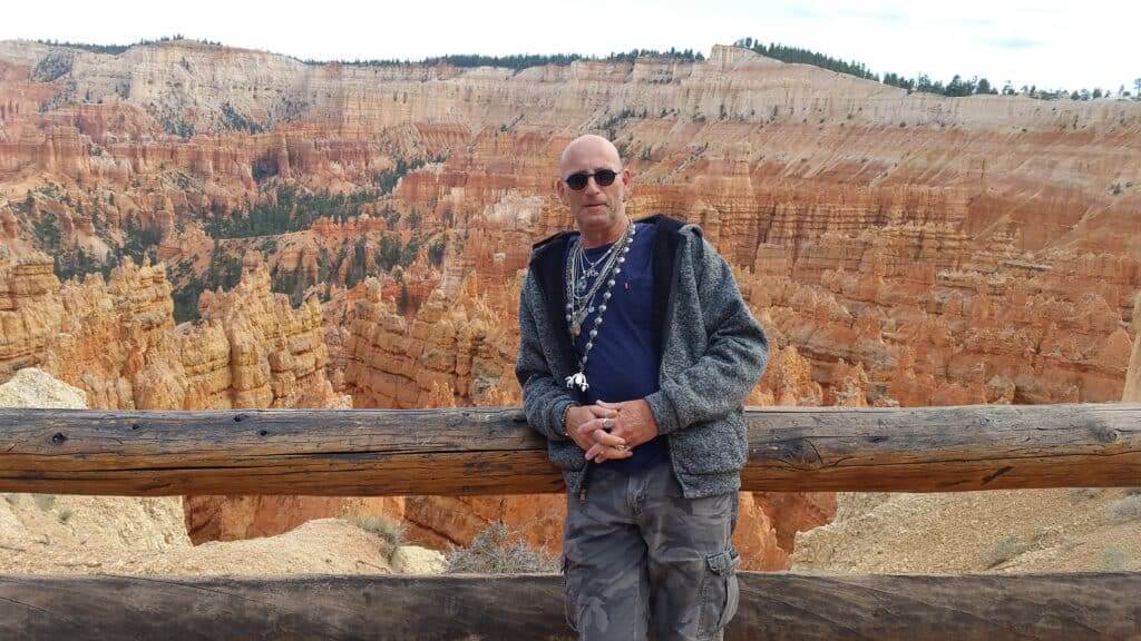 דרור עינב טיולים מעבר לקשת ברייס קניון